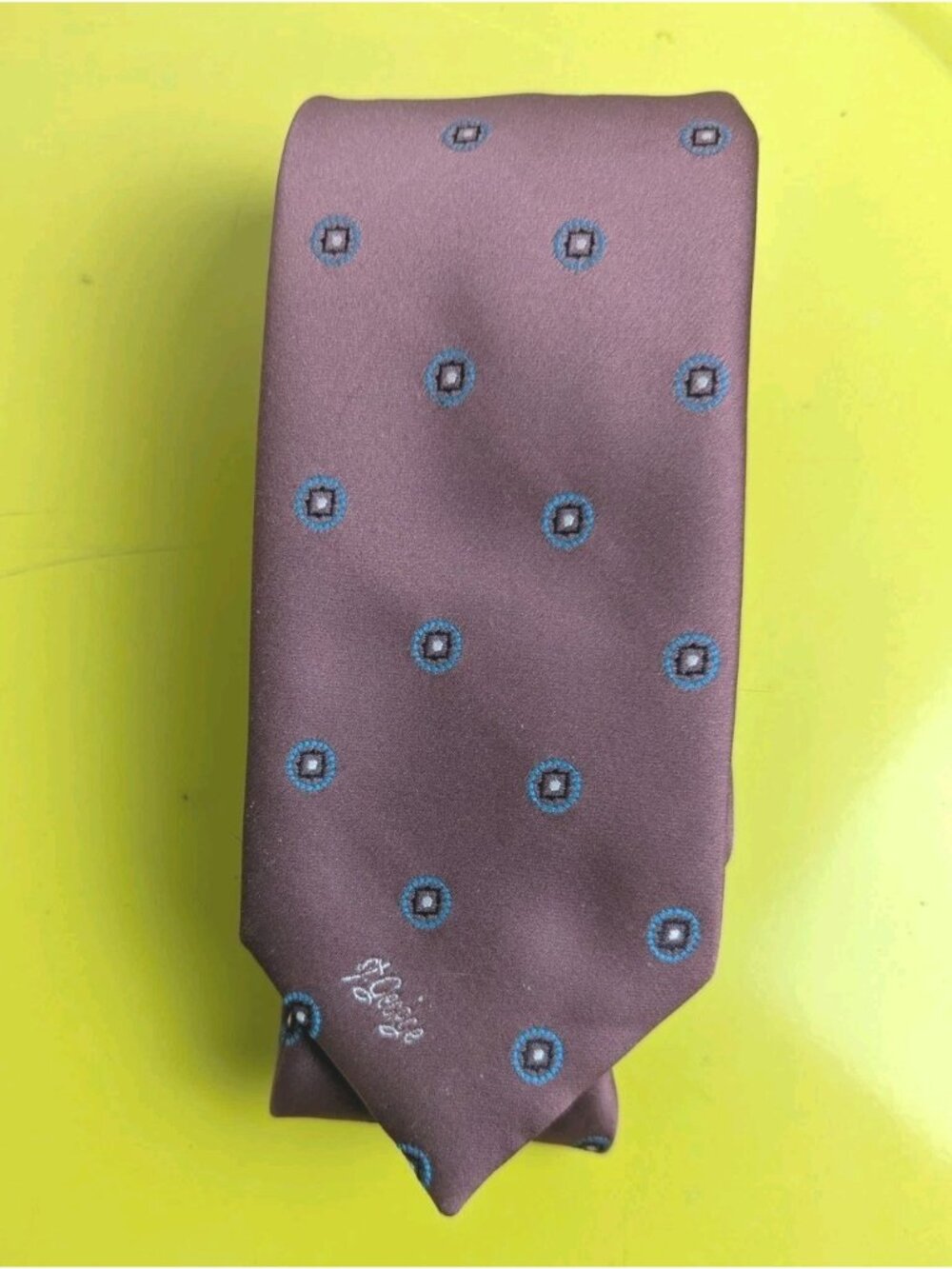 Allyn St George VTG Tie Mauve Black Blue White 56" L USA